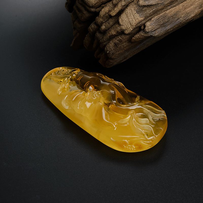 天然金包蜜吊坠 - 红掌柜