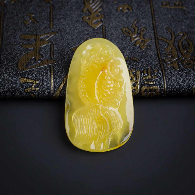 波罗的海天然鸡油黄蜜蜡年年有余吊坠-红掌柜