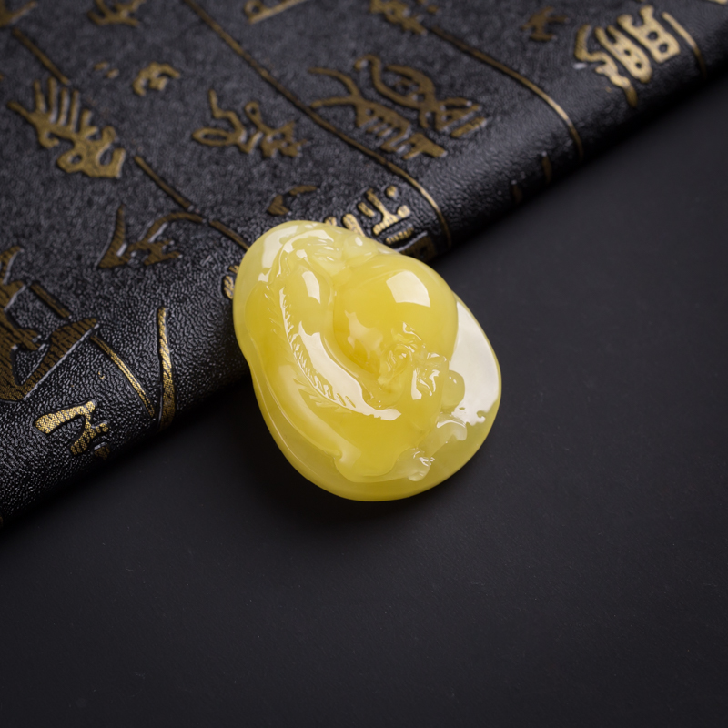 鸡油黄满蜜蜜蜡貔貅吊坠-红掌柜