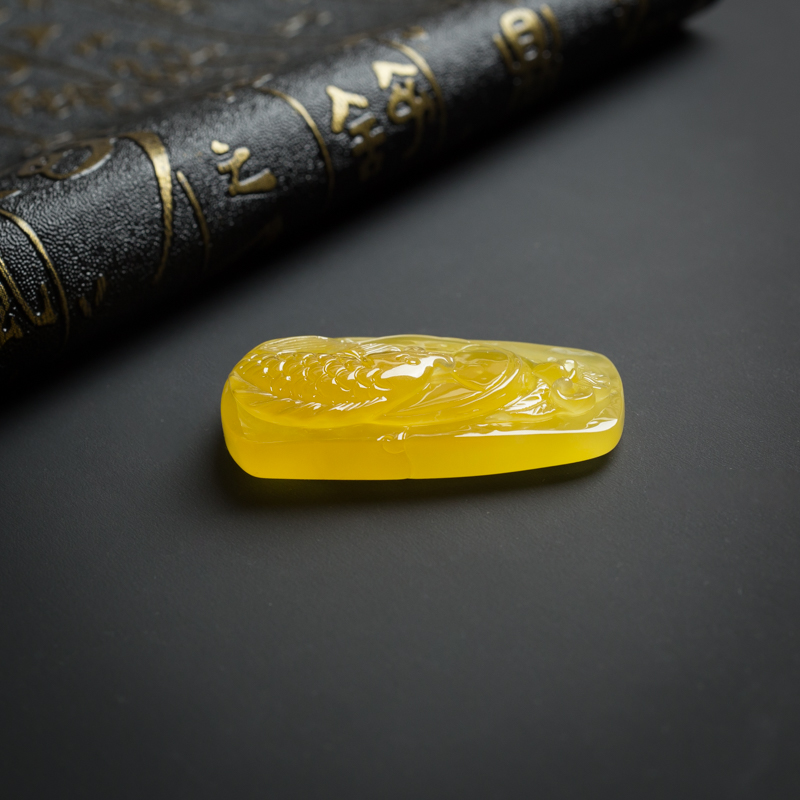 鸡油黄金包蜜蜜蜡年年有余吊坠-红掌柜