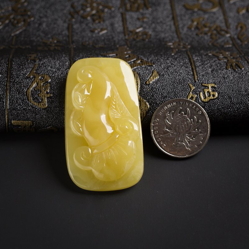 满蜜鸡油黄蜜蜡挂件-红掌柜