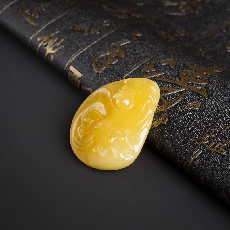 金包蜜古龙吊坠-红掌柜