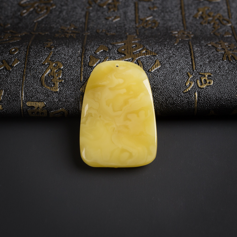 波罗的海蜜蜡挂件-红掌柜