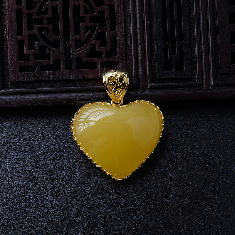 波罗的海银镀金天然鸡油黄蜜蜡心形吊坠-红掌柜