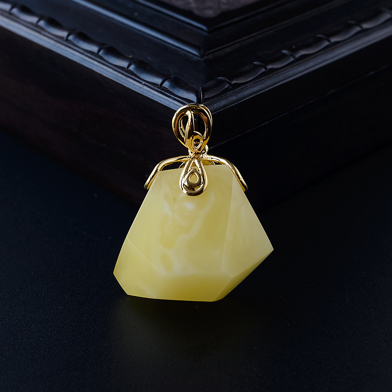 银镀金蜜蜡随形吊坠-红掌柜