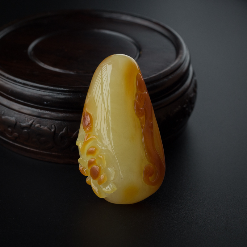 满蜜鸡油黄蜜蜡一品清廉吊坠-红掌柜