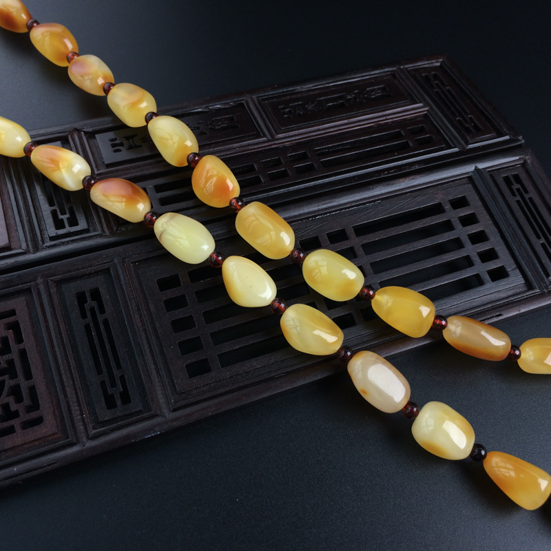 蜜蜡随形挂链-红掌柜