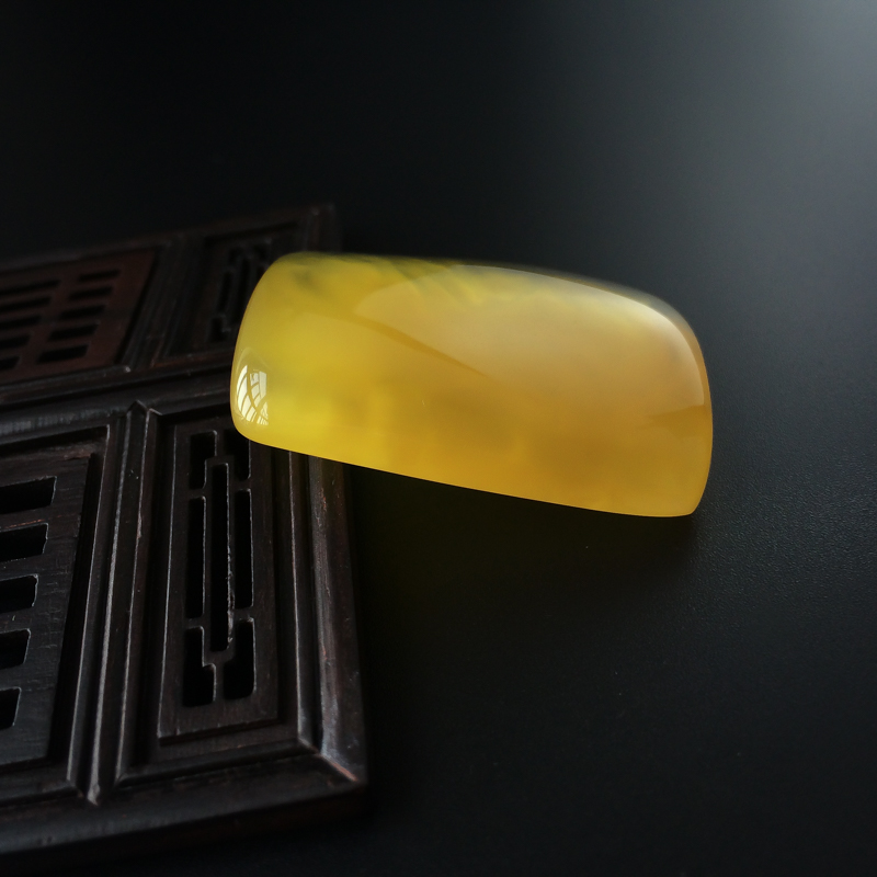 波罗的海天然金包蜜蜜蜡吊坠-红掌柜