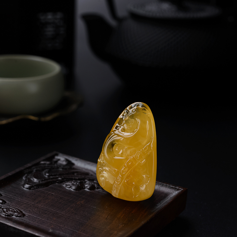 天然金包蜜古龙吊坠 - 红掌柜