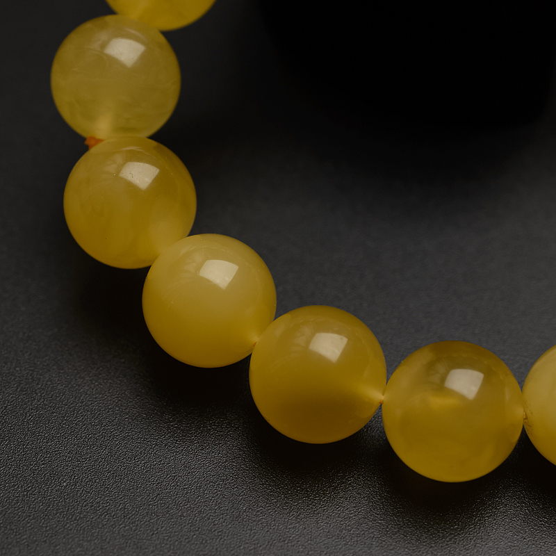 鸡油黄蜜蜡手串-红掌柜