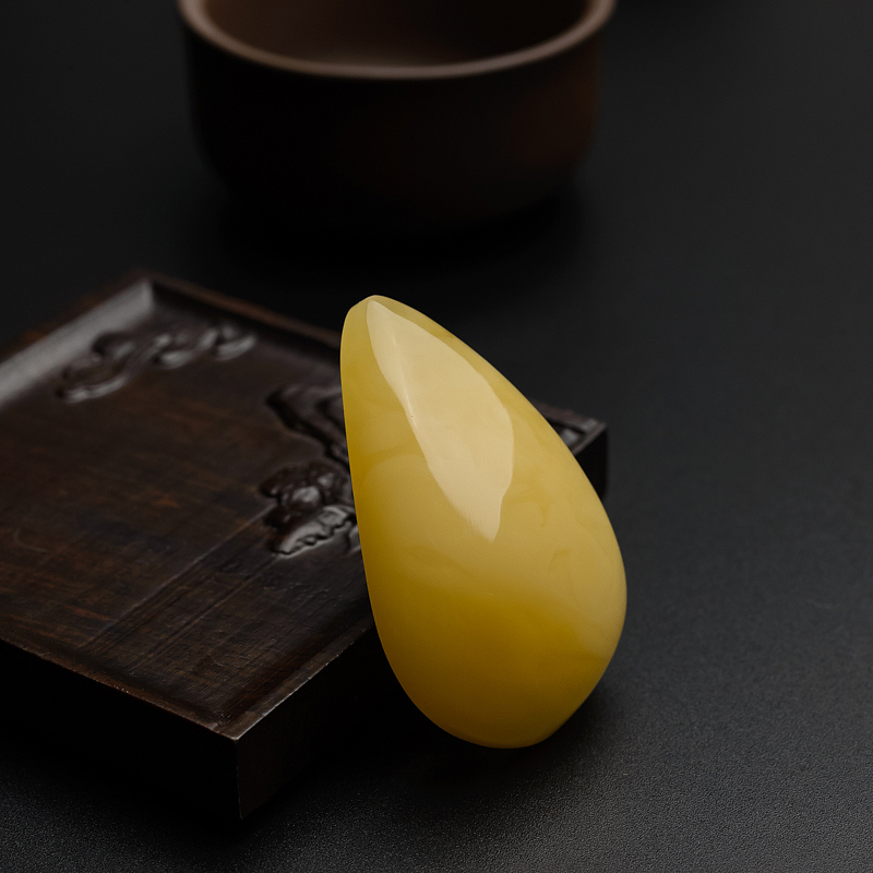 满蜜随形吊坠-红掌柜