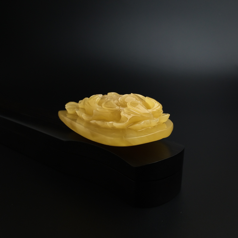 波罗的海天然糖色蜜蜡吊坠-红掌柜