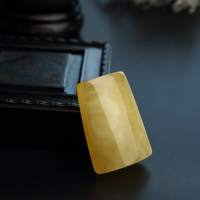 蜜蜡无事牌吊坠-红掌柜