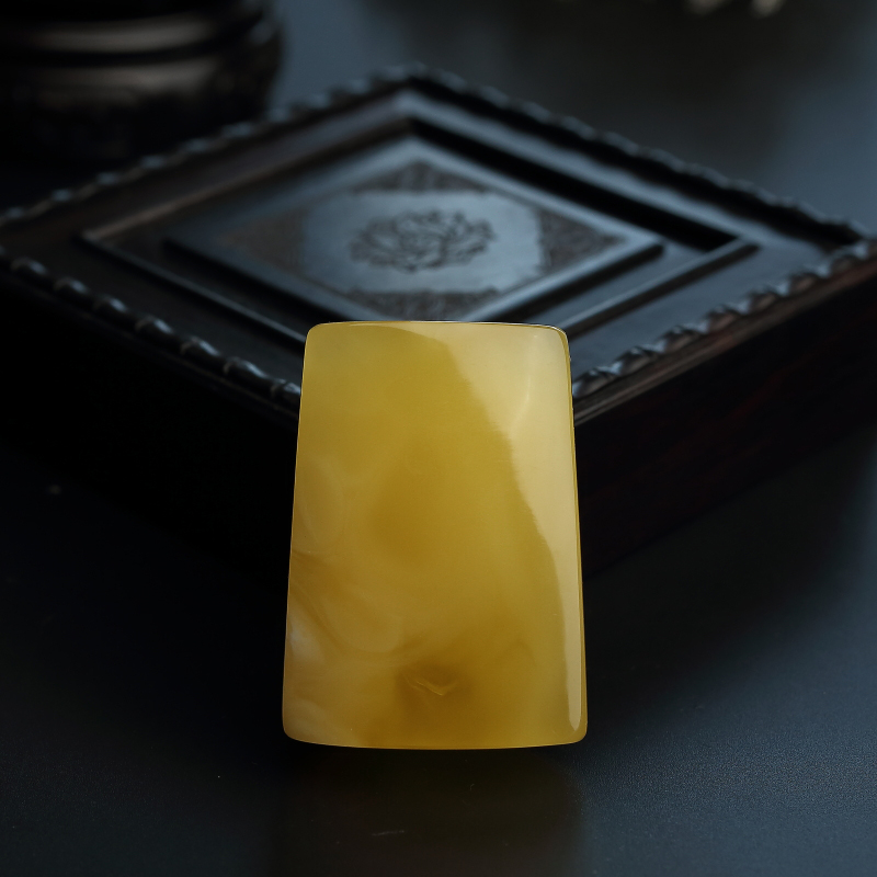 蜜蜡无事牌-红掌柜