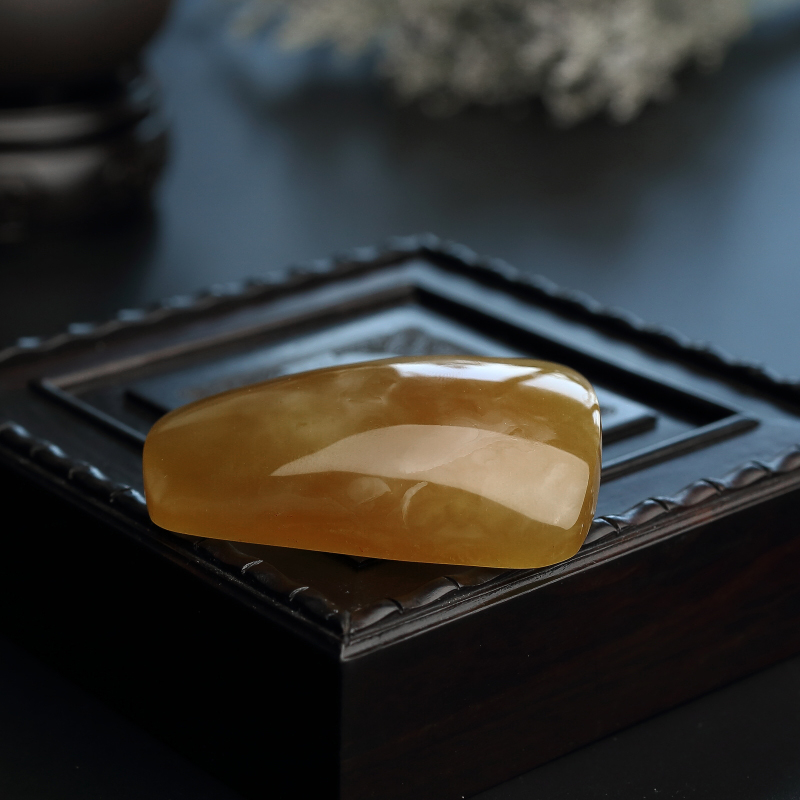 鸡油黄蜜蜡吊坠-红掌柜