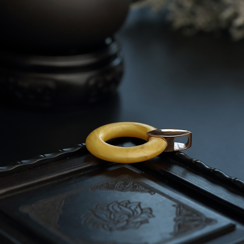 老蜜蜡平安环吊坠-红掌柜