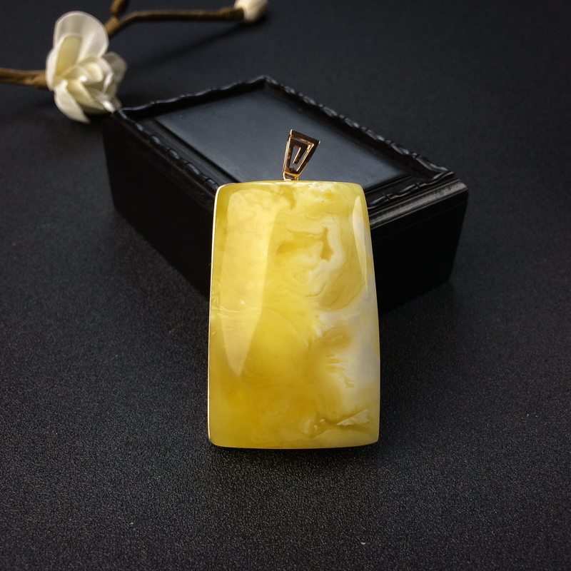 波罗的海天然18K镶黄白蜜无事牌吊坠 - 红掌柜
