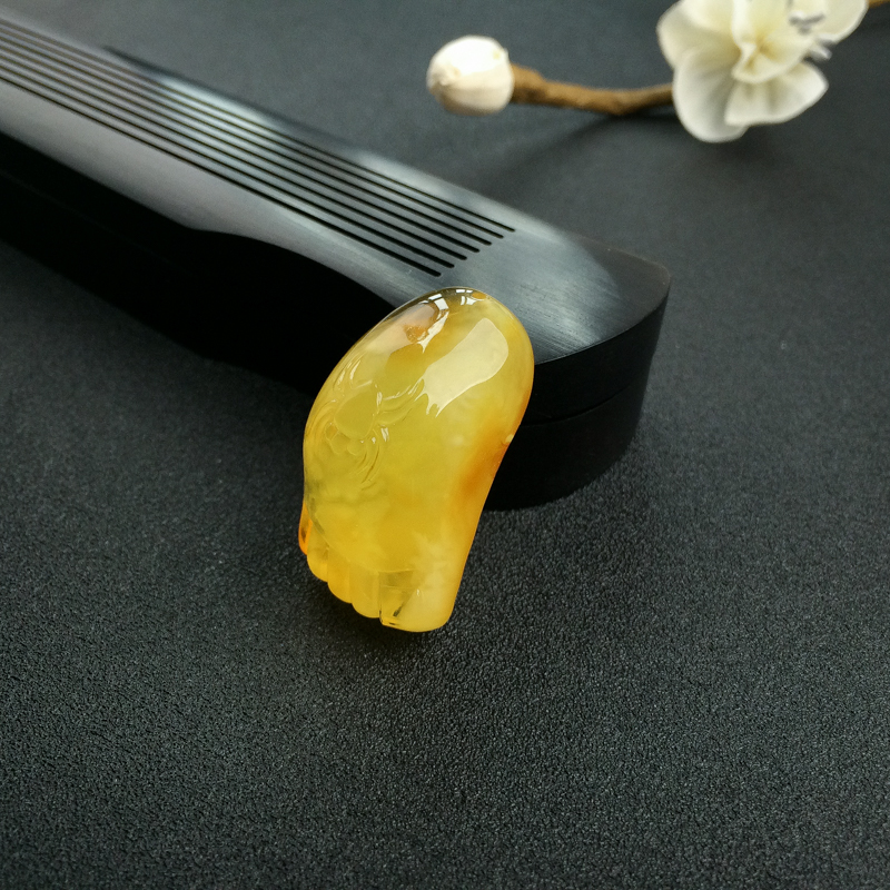 波罗的海鸡油黄金绞蜜蜜蜡知足常乐吊坠-红掌柜