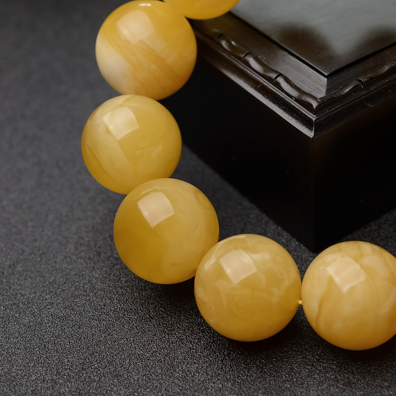 波罗的海白花蜜蜡手串-红掌柜