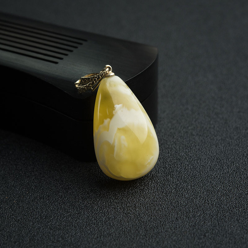 天然14K金镶白花蜜蜡吊坠 - 红掌柜