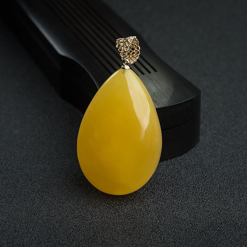 14K金镶鸡油黄蜜蜡吊坠 - 红掌柜