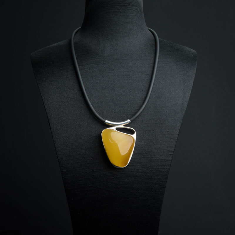 波罗的海天然银镶带皮褐黄蜜蜡项链 - 红掌柜