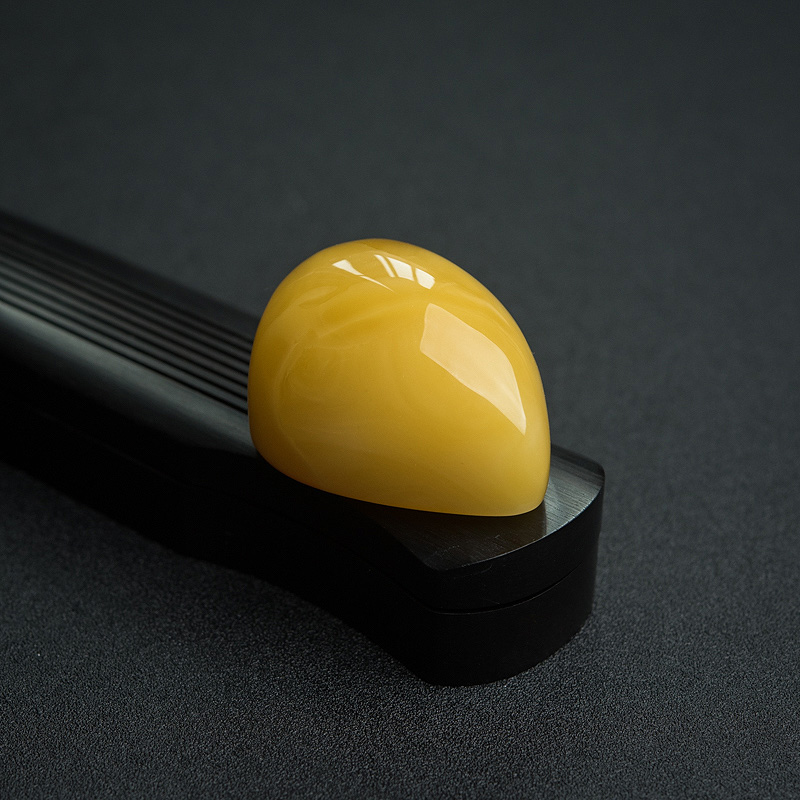 天然蜜蜡随形吊坠-红掌柜