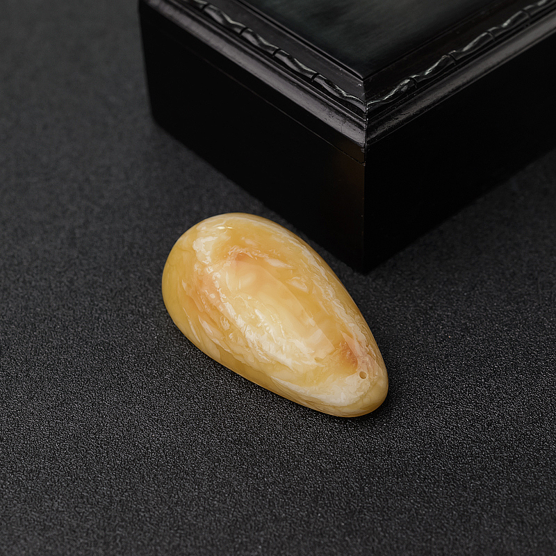 白花蜜吊坠-红掌柜