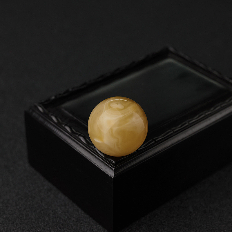 23mm白花蜜蜡圆珠-红掌柜