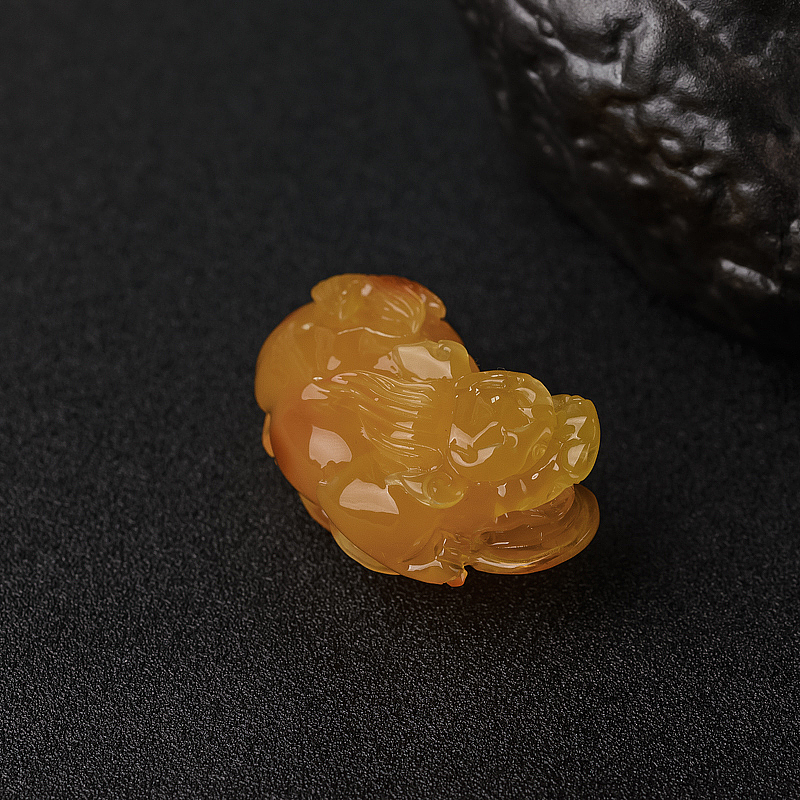 蜜蜡貔貅吊坠-红掌柜