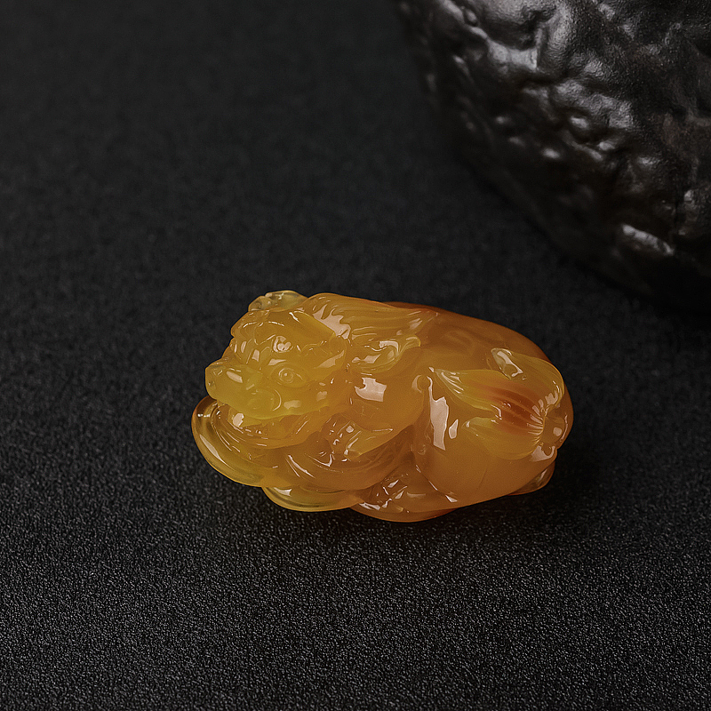 蜜蜡貔貅-红掌柜