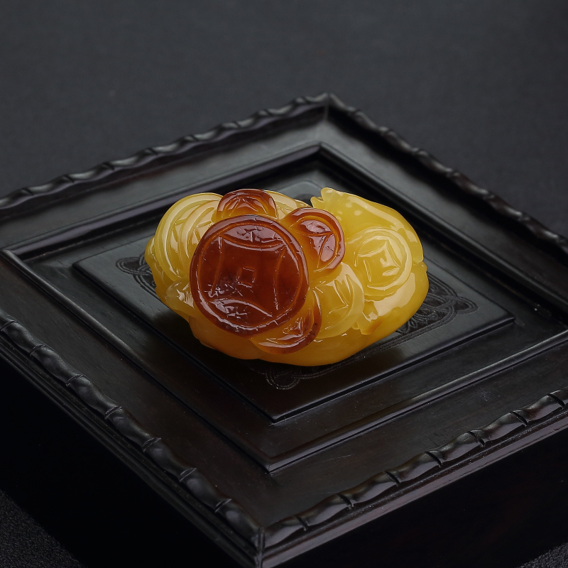 波罗的海天然鸡油黄蜜蜡貔貅吊坠-红掌柜