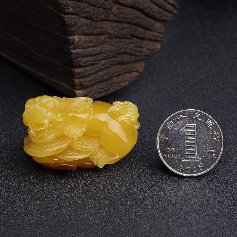 波罗的海鸡油黄蜜蜡貔貅吊坠-红掌柜