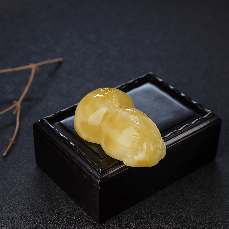 鸡油黄蜜蜡葫芦吊坠-红掌柜