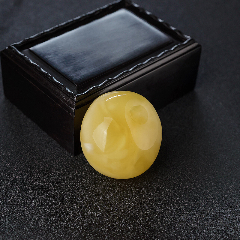 波罗的海鸡油黄蜜蜡平安扣吊坠-红掌柜