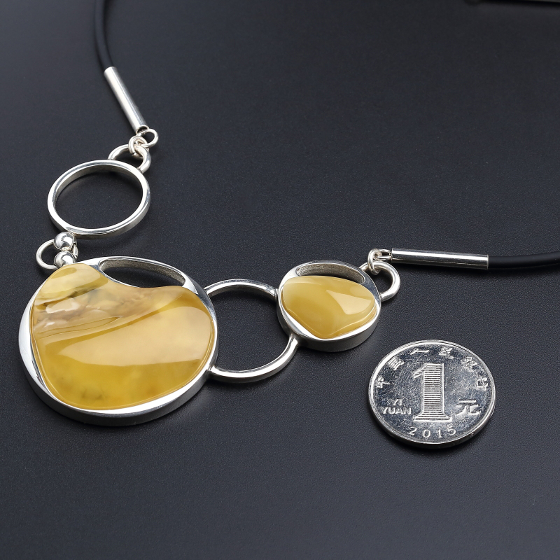 鸡油黄蜜蜡吊坠-红掌柜