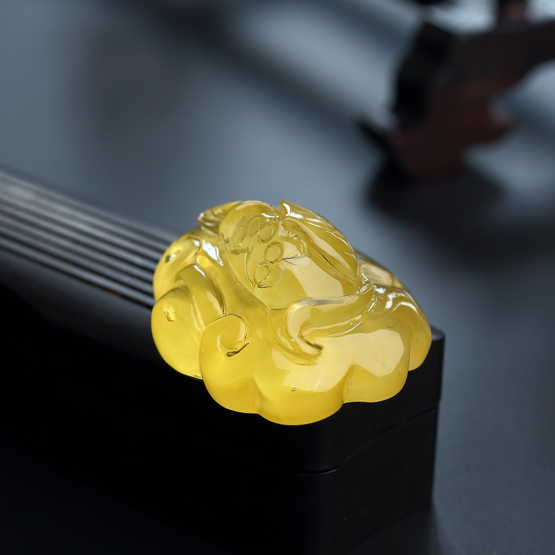 金包蜜蜜蜡莲花吊坠-红掌柜