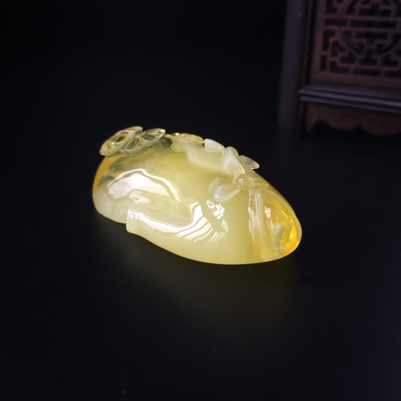 金包蜜蜜蜡旗袍吊坠-红掌柜