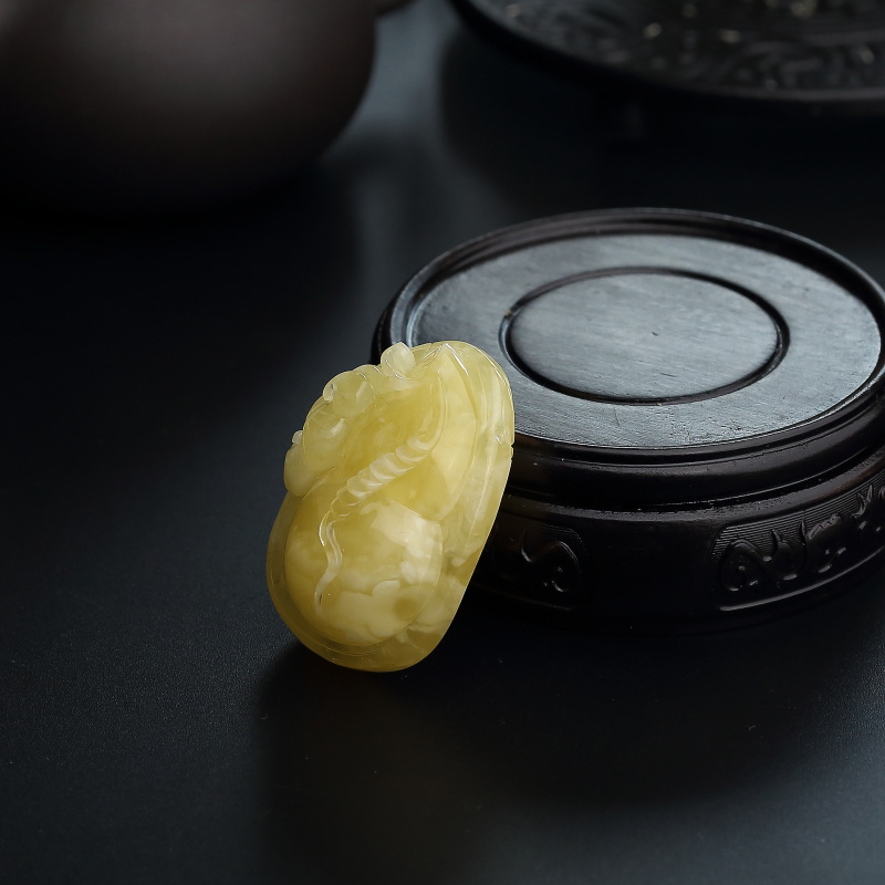 波罗的海柠檬黄蜜蜡福瓜吊坠-红掌柜