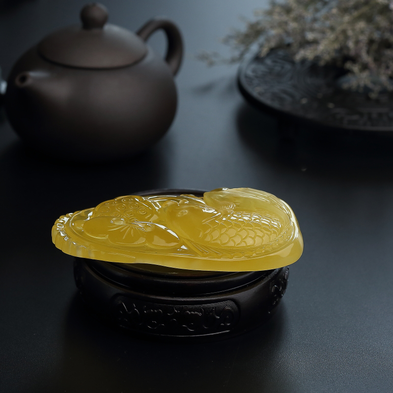 鸡油黄蜜蜡挂件-红掌柜