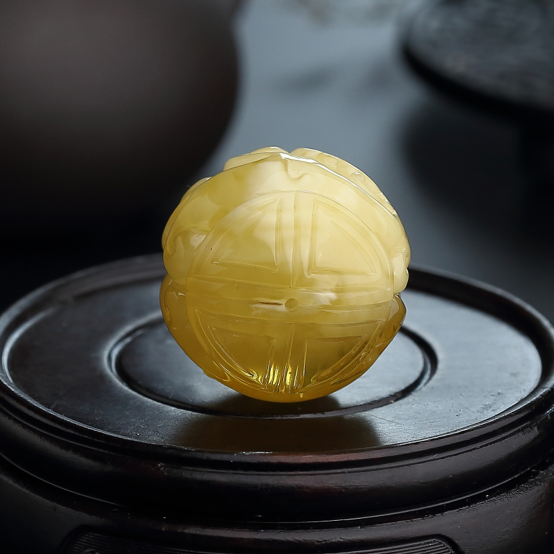 波罗的海金包黄白蜜龙珠-红掌柜