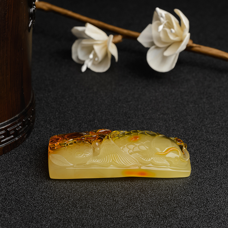 波罗的海金包蜜鸡油黄蜜蜡一品清廉吊坠-红掌柜