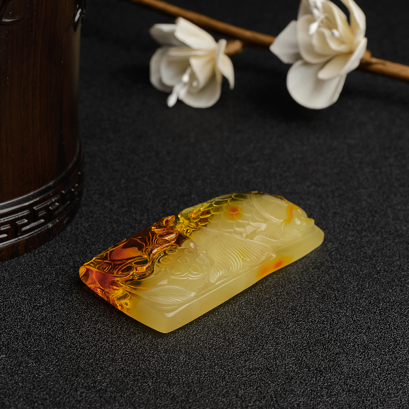 波罗的海天然金包蜜蜜蜡一品清廉吊坠-红掌柜