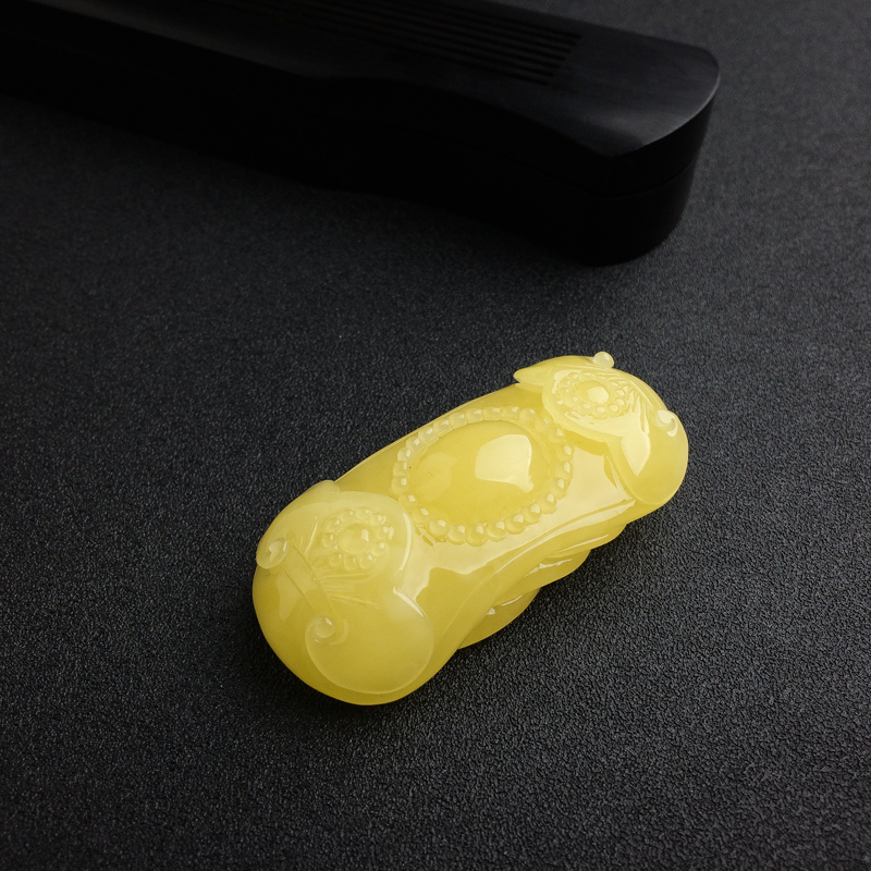 波罗的海鸡油黄蜜蜡如意吊坠 - 红掌柜