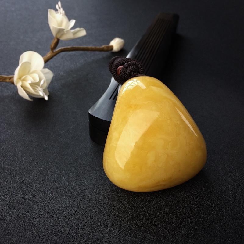 糖色蜜蜡随形吊坠-红掌柜