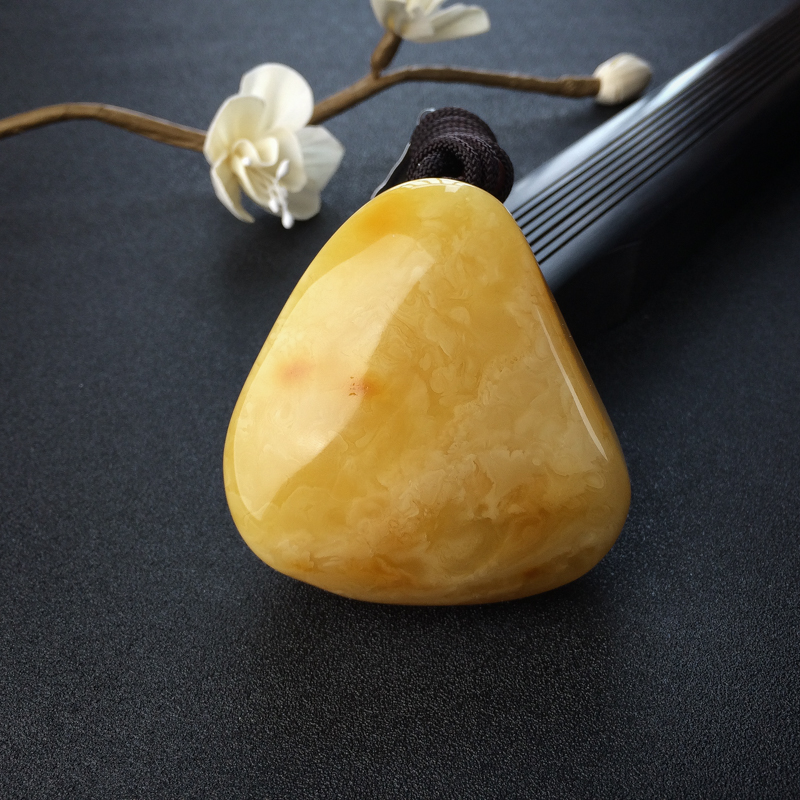 蜜蜡随形吊坠-红掌柜