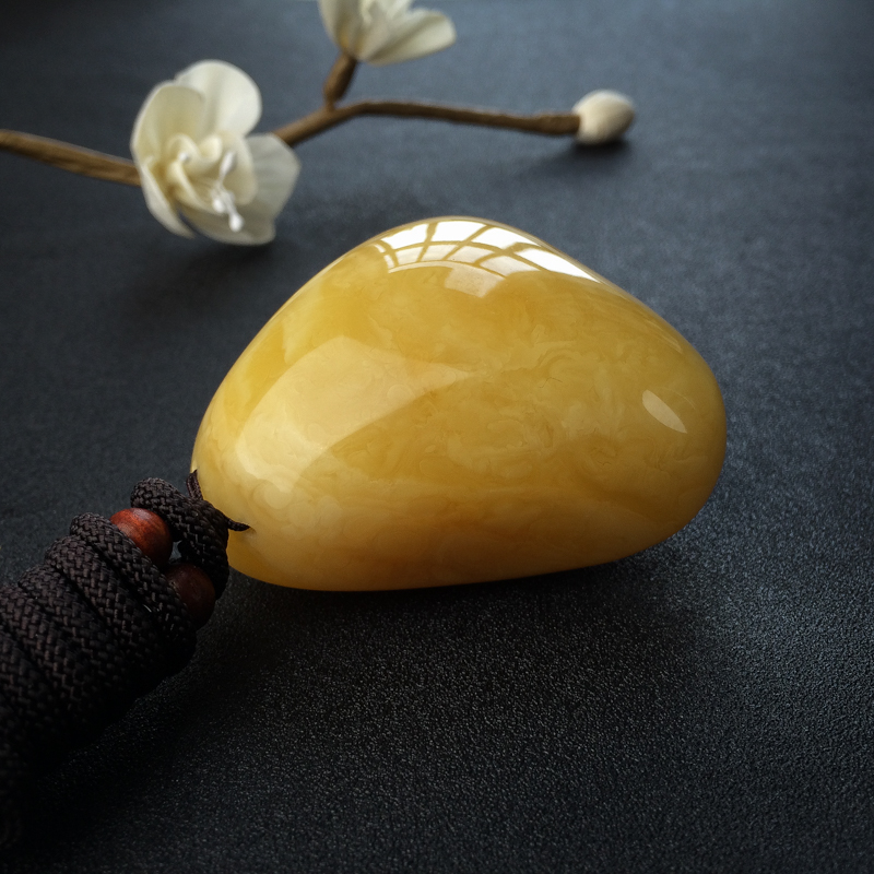 满蜜糖色蜜蜡吊坠-红掌柜