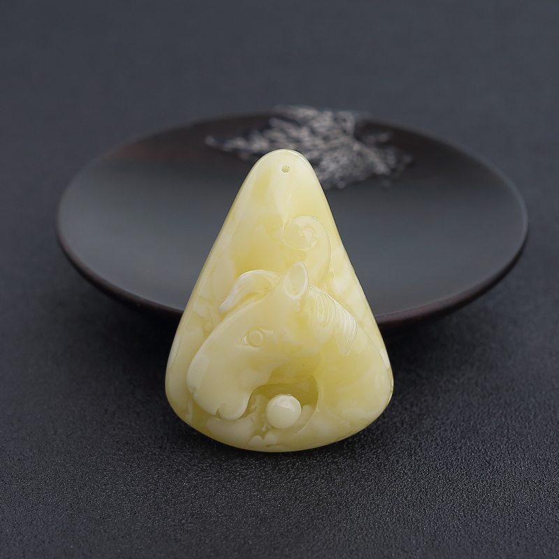 满蜜白花蜜蜜蜡马吊坠-红掌柜