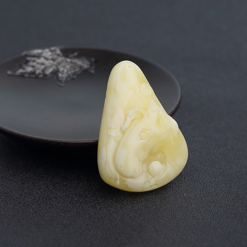 满蜜蜜蜡马吊坠-红掌柜