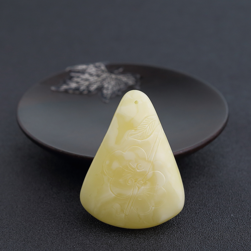 蜜蜡马吊坠-红掌柜